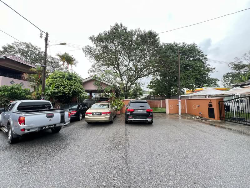 2-storey Terraced House for Sale in Usj 1 (Subang Jaya) - Salawati Busro - Exterior - PropertyGuru.com.my