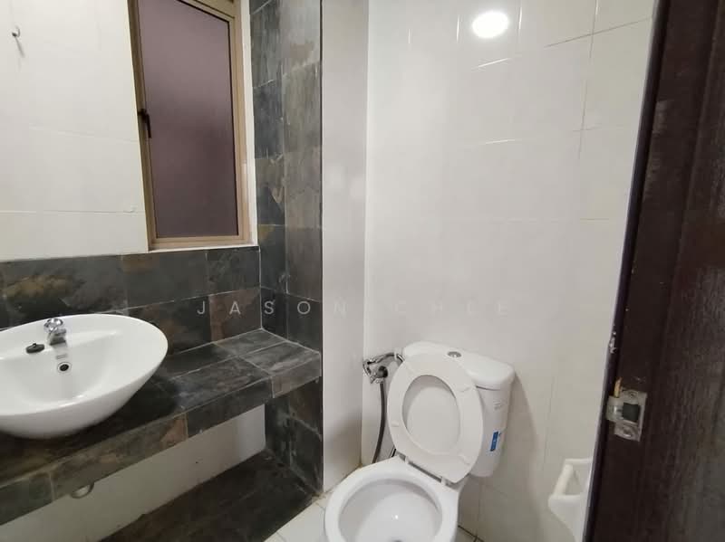 Ritze Perdana 1 untuk Untuk Disewa - RM 999 /bulan, Mac 2026 - Bathroom - PropertyGuru.com.my