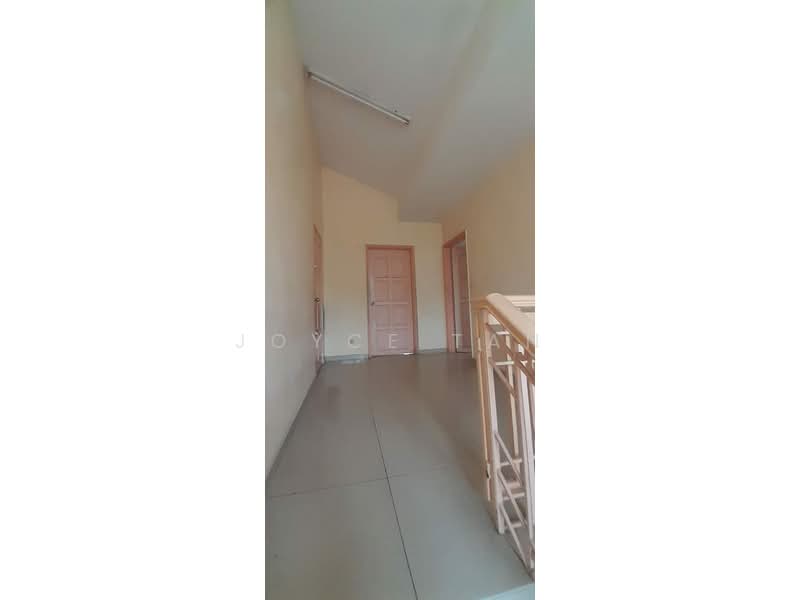 1.5-storey Terraced House for Rent in Bandar Seri Alam (Masai) - Joyce Tan - Corridor - PropertyGuru.com.my