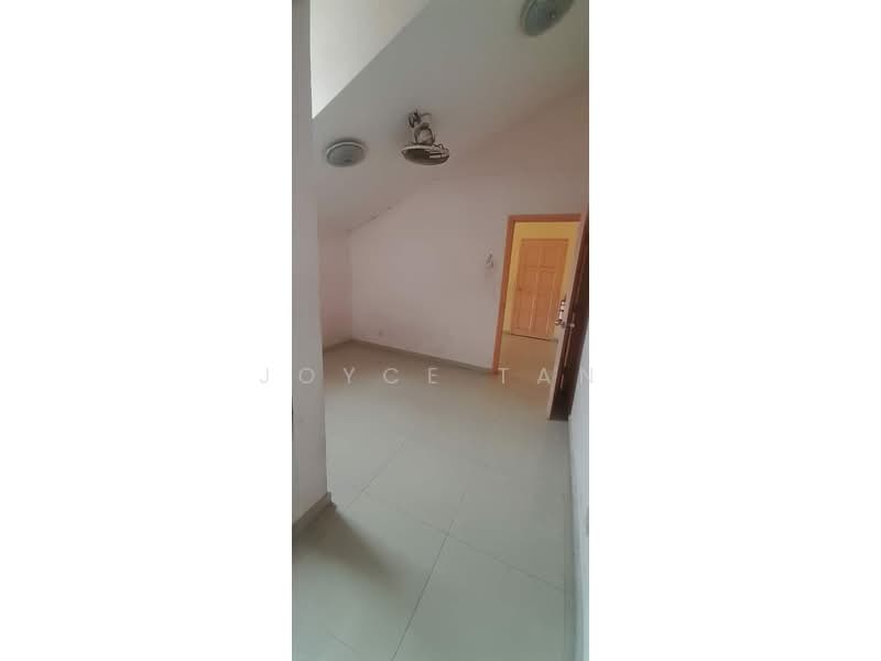 1.5-storey Terraced House for Rent in Bandar Seri Alam (Masai) - Joyce Tan - Bedroom - PropertyGuru.com.my