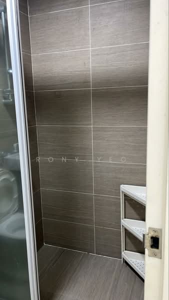 Service Residence for Sale at Lexa Residence @ The Quartz WM - Rony Yeo - Bathroom - PropertyGuru.com.my