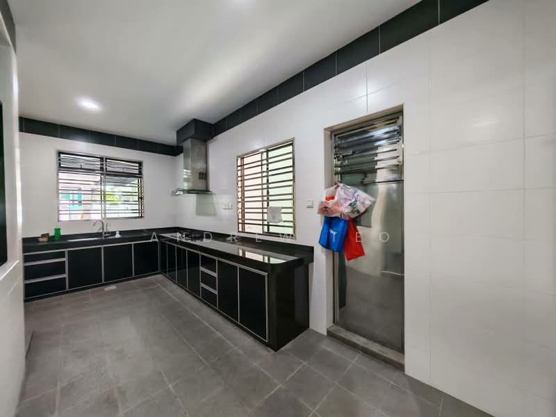 Adda Heights untuk Untuk Dijual - RM 1,300,000, Mac 2026 - Kitchen - PropertyGuru.com.my