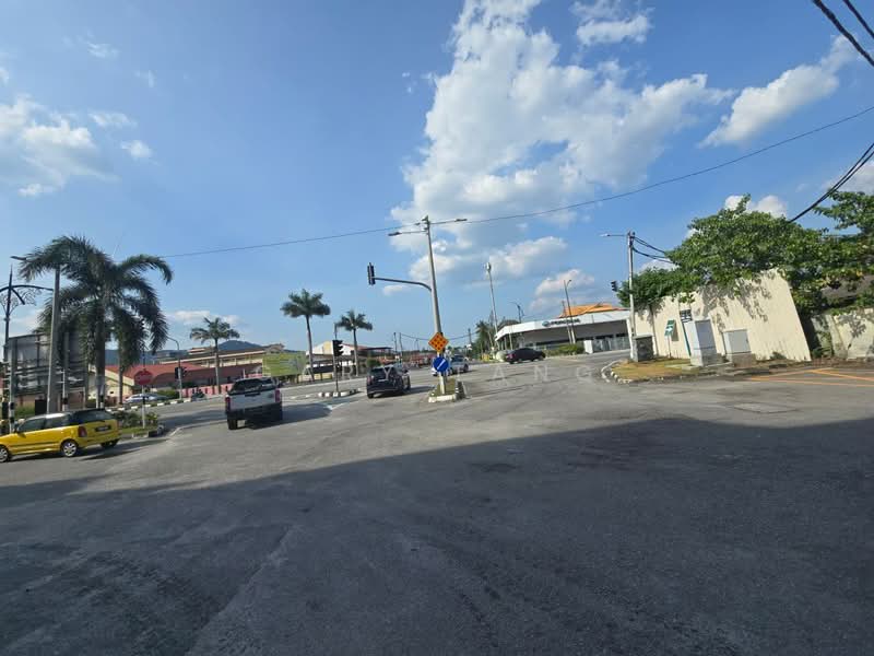 Shop for Sale in Kuala Kangsar (Perak) - Gary Tang - Exterior - PropertyGuru.com.my