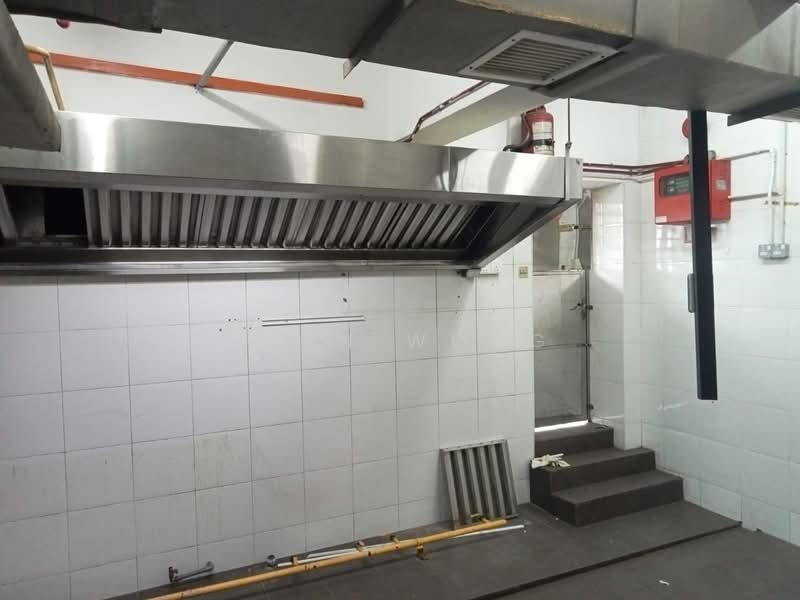 Retail Space for Rent in Taman Kebun Teh (Johor Bahru) - Lynn Wong - Kitchen - PropertyGuru.com.my