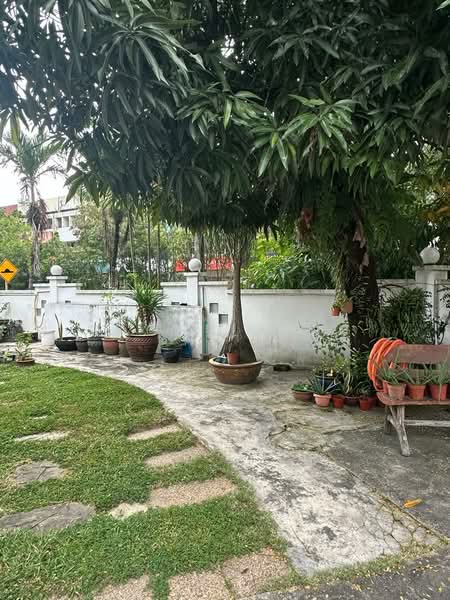 2-storey Terraced House for Sale in Taman Tun Dr Ismail (Kuala Lumpur) - Rachel Ngu - Exterior - PropertyGuru.com.my