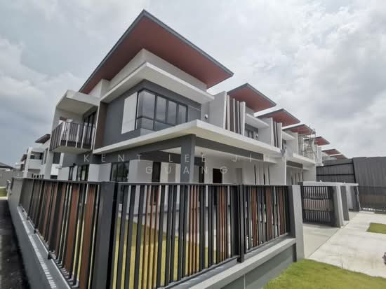 2-storey Terraced House for Sale in Bandar Puncak Alam (Puncak Alam ...