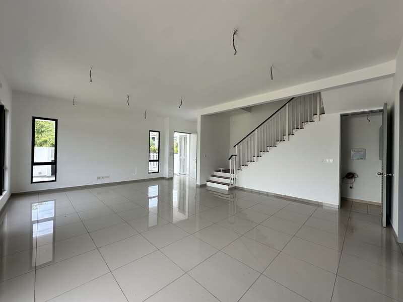 Setia Utama untuk Untuk Dijual - RM 1,900,000, Mac 2026 - Living Room - PropertyGuru.com.my