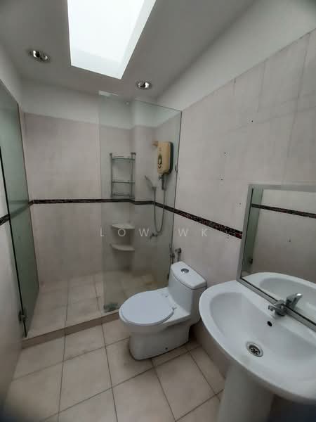 Taman Bukit Desa untuk Untuk Dijual - RM 1,100,000, Feb 2026 - Bathroom - PropertyGuru.com.my