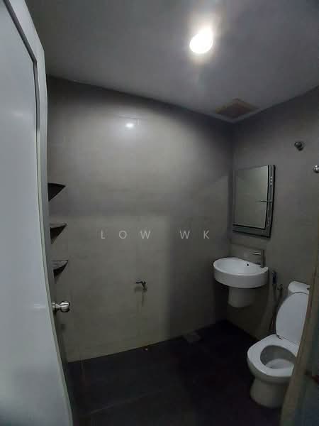 Taman Bukit Desa untuk Untuk Dijual - RM 1,100,000, Feb 2026 - Bathroom - PropertyGuru.com.my