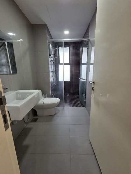 Service Residence for Sale at Renai Jelutong - Normy Yusoff - Bathroom - PropertyGuru.com.my