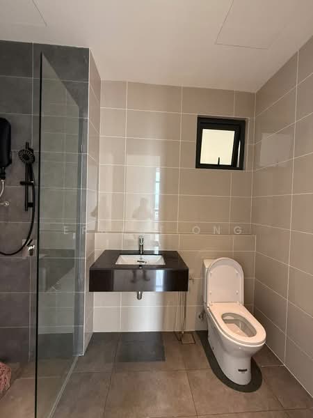 Condominium for Rent at The Maple Residences - Ernest Ong - Bathroom - PropertyGuru.com.my