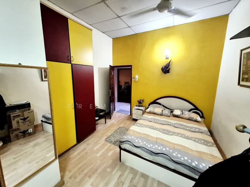 Seksyen 11 untuk Untuk Dijual - RM 2,390,000, Mac 2026 - Bedroom - PropertyGuru.com.my