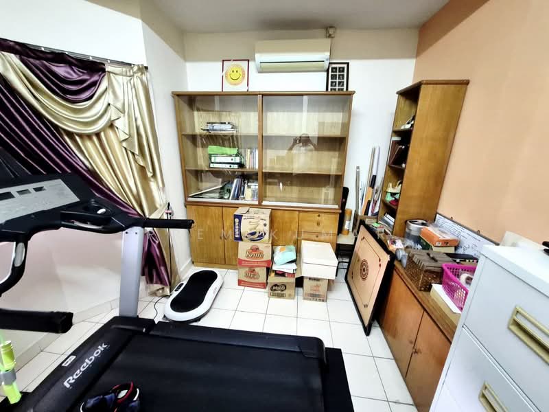 Seksyen 11 untuk Untuk Dijual - RM 2,390,000, Mac 2026 - Bedroom - PropertyGuru.com.my