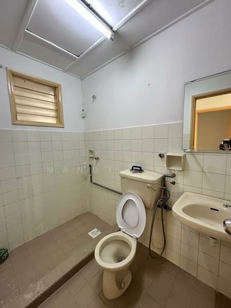 Apartment for Sale at Sri Jelatek - Mandy Liew - Bathroom - PropertyGuru.com.my