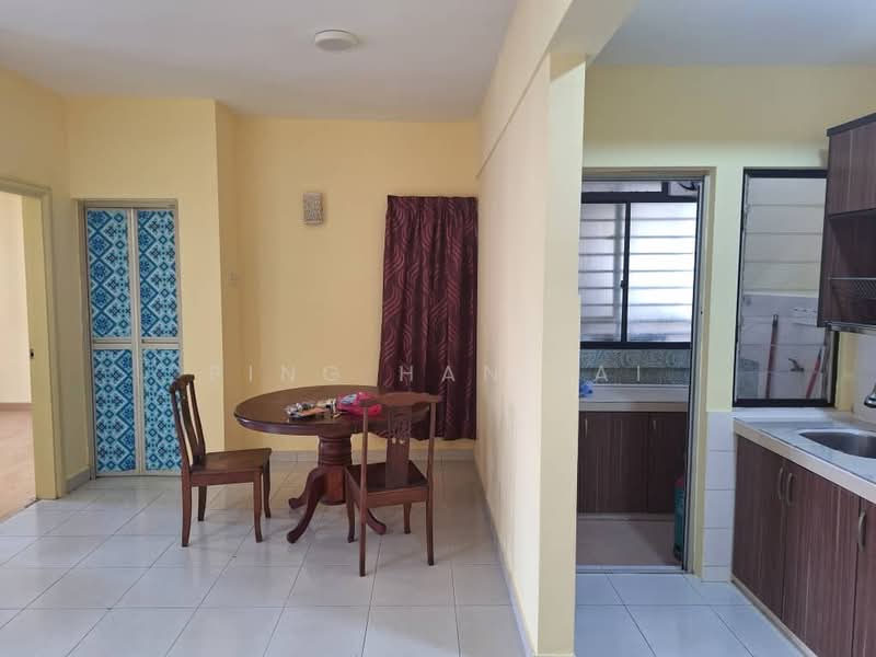 Service Residence for Sale at Serviced Residence @ Pelangi Damansara Sentral - Ping Han Lai - Dining Room - PropertyGuru.com.my