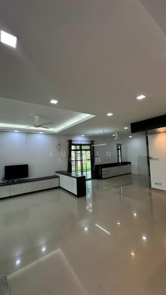 Bukit Sungai Long 1 untuk Untuk Dijual - RM 1,790,000, Mac 2026 - Living Room - PropertyGuru.com.my