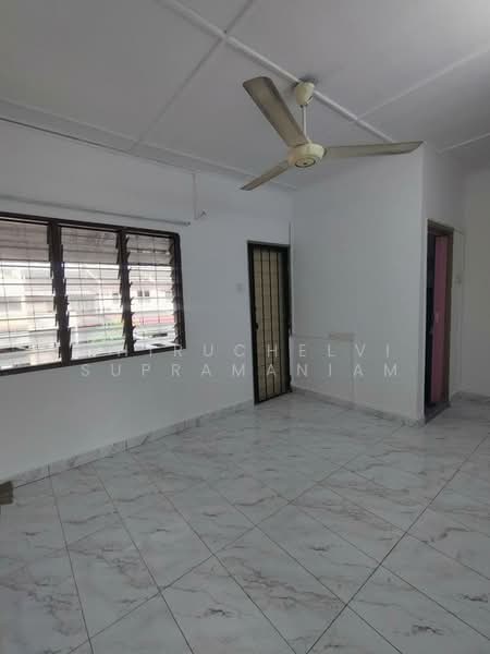 2-storey Terraced House for Sale in SS19 (Subang Jaya) - Thiruchelvi Supramaniam - Interior - PropertyGuru.com.my