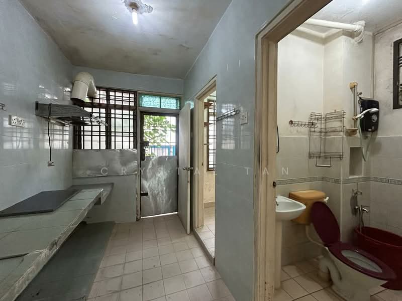 Taman Sri Pulai Perdana @ Perdana 8/1 untuk Untuk Dijual - RM 518,000, Mac 2026 - Kitchen - PropertyGuru.com.my