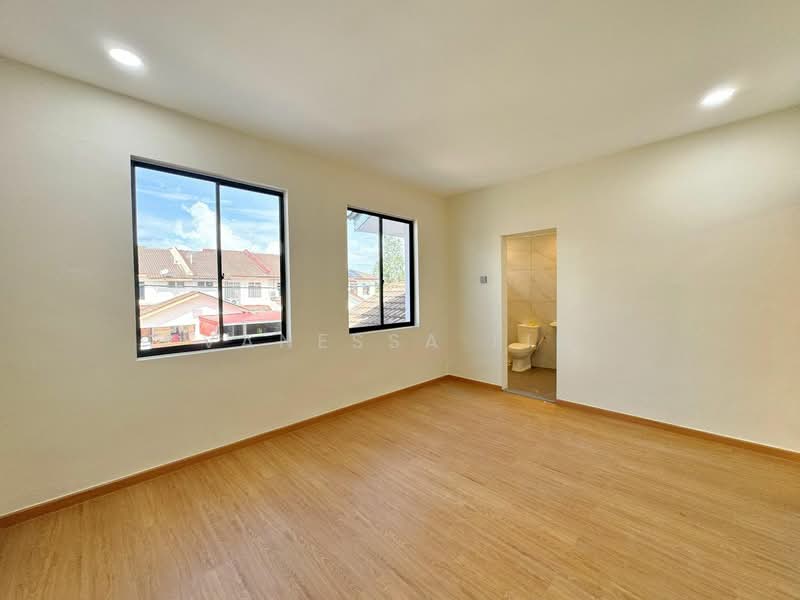 2-storey Terraced House for Sale in Taman Megah Ria (Masai) - Vanessa Lim - Interior - PropertyGuru.com.my