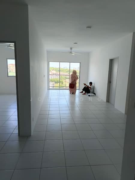 Condominium for Rent at Residensi Sateria - Joey Wong - Living Room - PropertyGuru.com.my