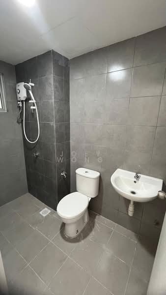 Condominium for Rent at Residensi Sateria - Joey Wong - Bathroom - PropertyGuru.com.my