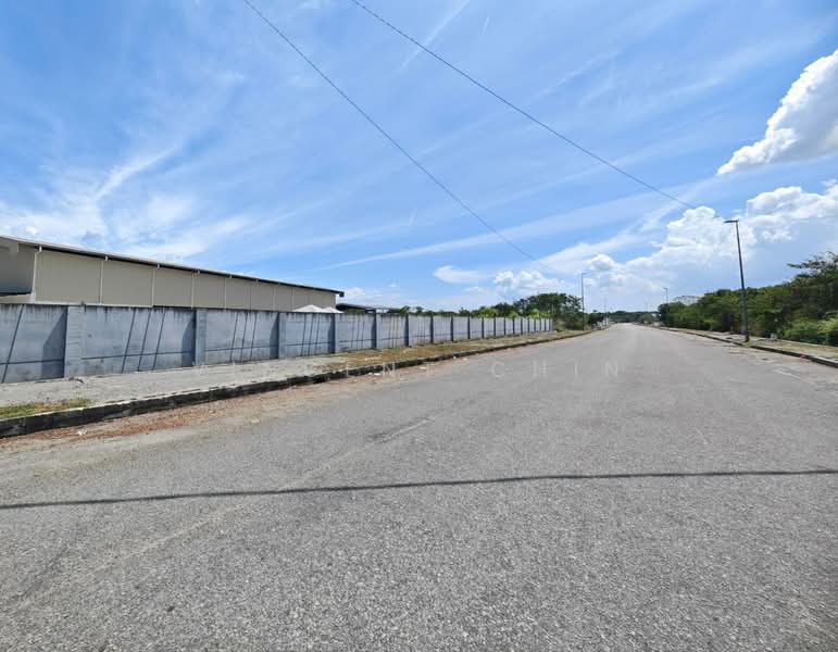 Kanthan Chemor untuk Untuk Disewa - RM 17,000 /bulan, Feb 2026 - Exterior - PropertyGuru.com.my