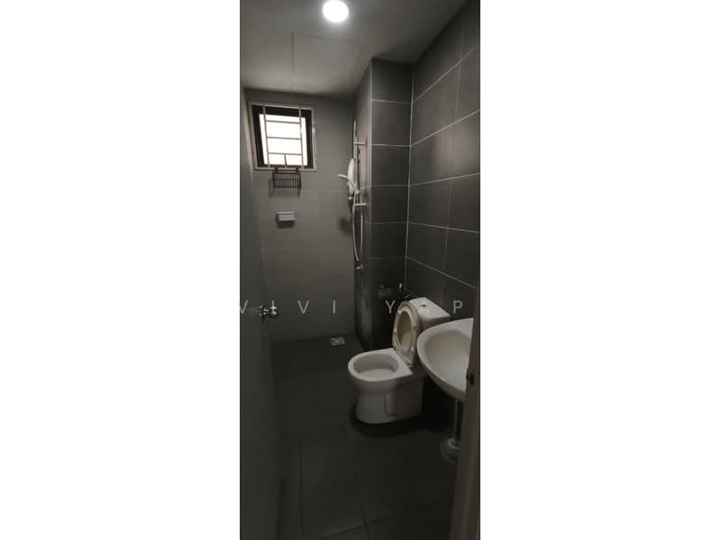 Kondominium untuk Disewa di Green Park Residence - Vivi Yap - Bathroom - PropertyGuru.com.my