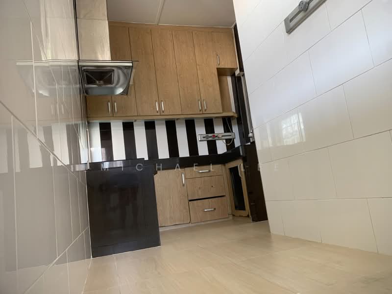 SS 21, Damansara Utama untuk Untuk Disewa - RM 3,199 /bulan, Feb 2026 - Kitchen - PropertyGuru.com.my