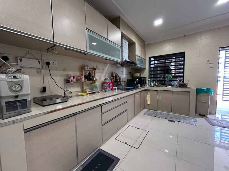 Rumah Teres 2 Tingkat untuk Dijual di Taman Desa (Kuala Lumpur) - Carmen Tan - Kitchen - PropertyGuru.com.my