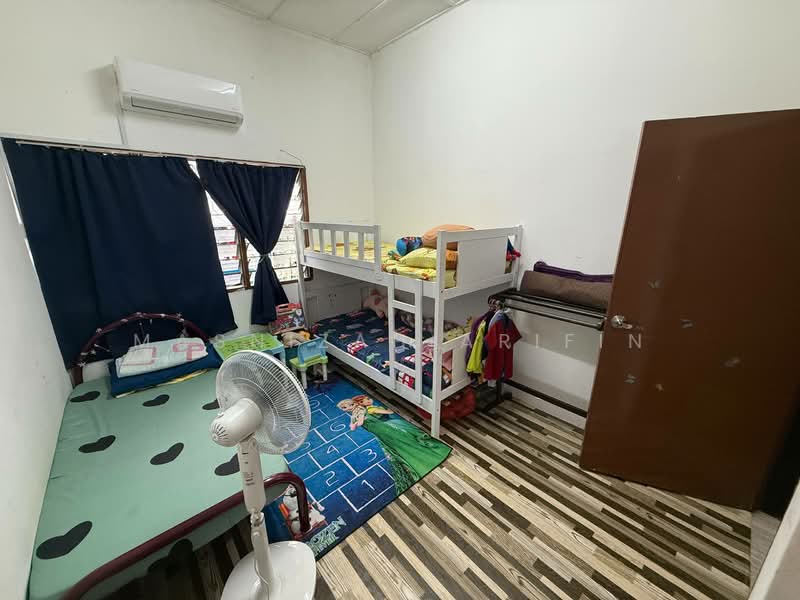 1-storey Terraced House for Sale in Ampang (Kuala Lumpur) - Masnizah Arifin - Bedroom - PropertyGuru.com.my