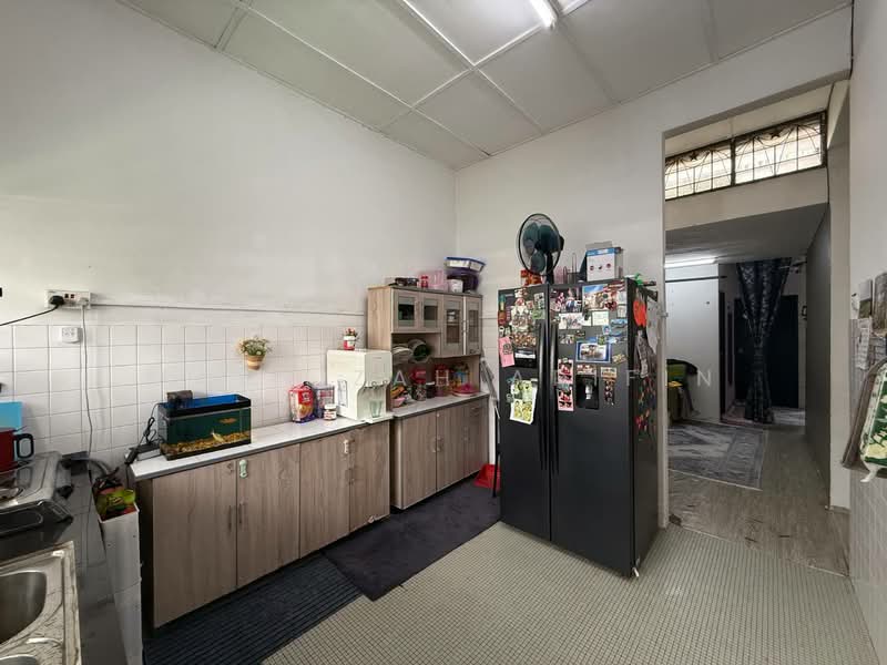 1-storey Terraced House for Sale in Ampang (Kuala Lumpur) - Masnizah Arifin - Kitchen - PropertyGuru.com.my