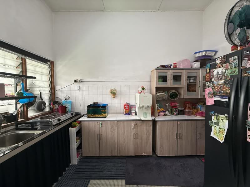 1-storey Terraced House for Sale in Ampang (Kuala Lumpur) - Masnizah Arifin - Kitchen - PropertyGuru.com.my