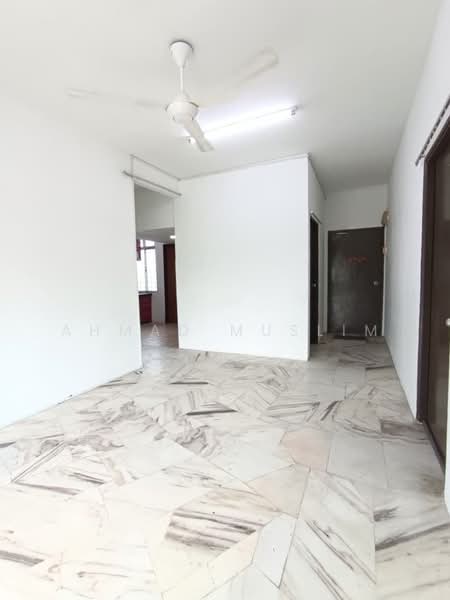 Apartment for Sale at Rosana Villa Apartment - Ahmad Muslim - Interior - PropertyGuru.com.my