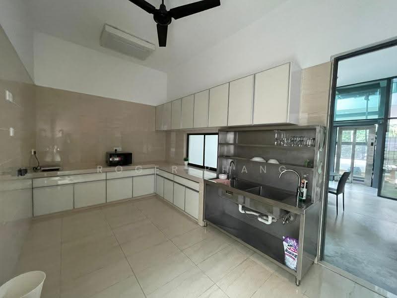 Zero-Lot Bungalow for Sale in Subang Jaya (Selangor) - Roger Phang - Kitchen - PropertyGuru.com.my