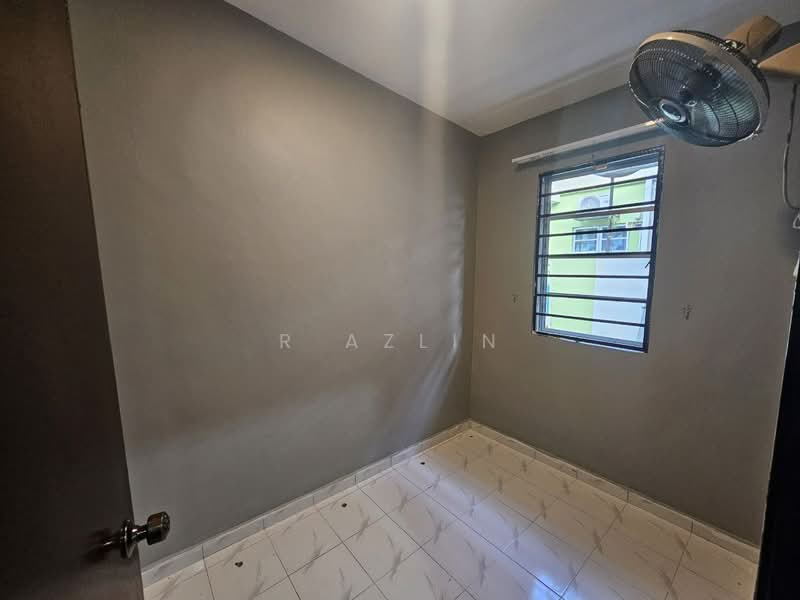 2-storey Terraced House for Sale in Denai Alam (Shah Alam) - R Azlin - Interior - PropertyGuru.com.my