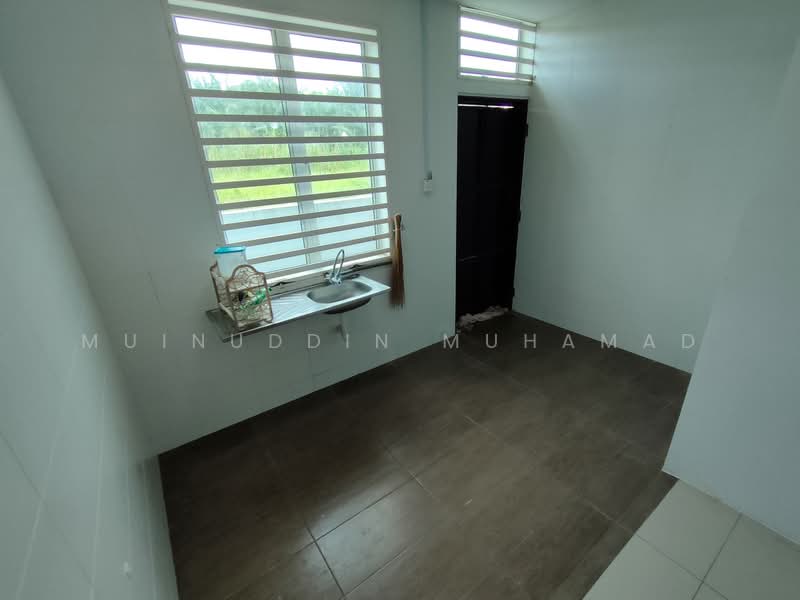 2-storey Terraced House for Rent in Teluk Intan (Perak) - Muinuddin Muhamad - Interior - PropertyGuru.com.my