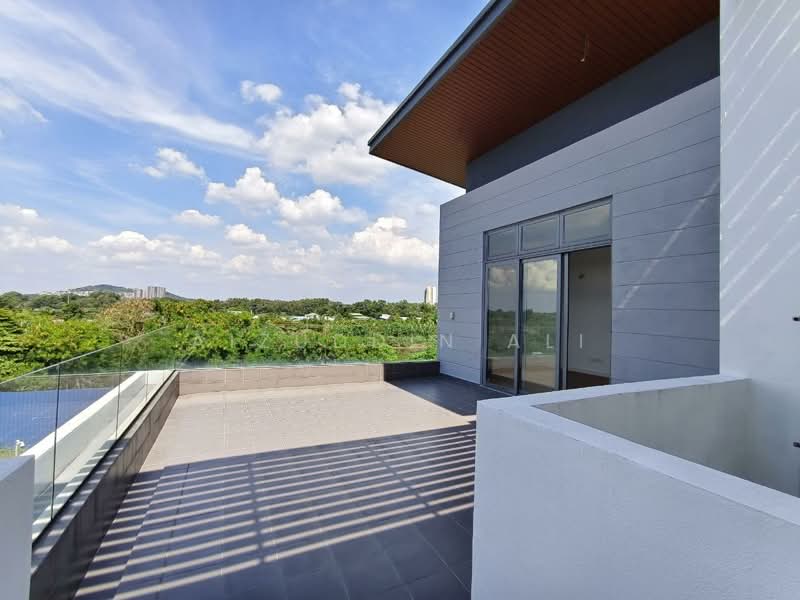 Semi-Detached House for Sale in Shah Alam (Selangor) - Aizuddin Ali - Balcony - PropertyGuru.com.my