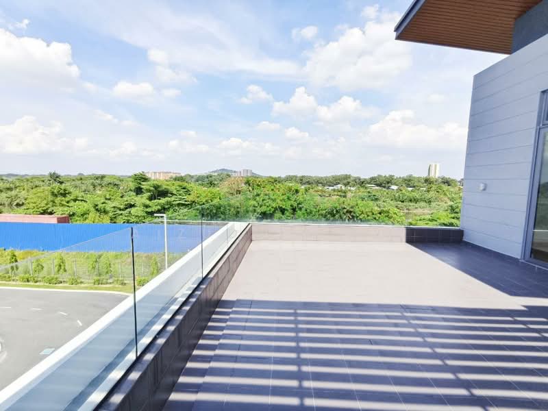 Semi-Detached House for Sale in Shah Alam (Selangor) - Aizuddin Ali - Balcony - PropertyGuru.com.my