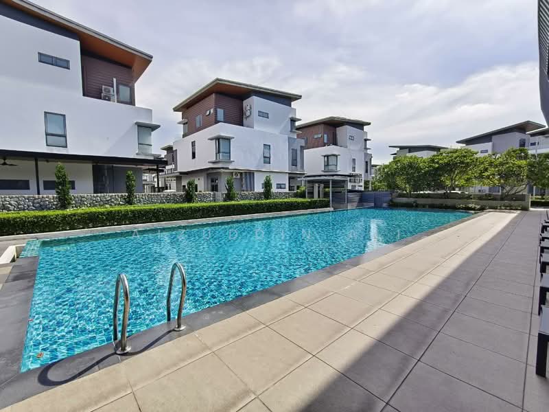 Semi-Detached House for Sale in Shah Alam (Selangor) - Aizuddin Ali - Exterior - PropertyGuru.com.my