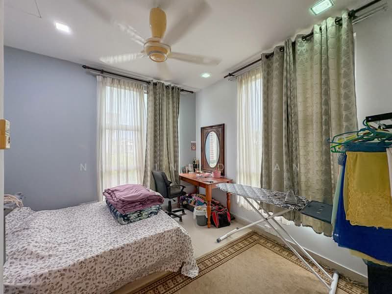 Bandar Baru Enstek untuk Untuk Dijual - RM 1,800,000, Feb 2026 - Bedroom - PropertyGuru.com.my