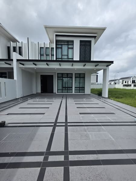 Semi-Detached House for Rent in Setia Tropika (Johor Bahru) - Crystal Kong - Exterior - PropertyGuru.com.my