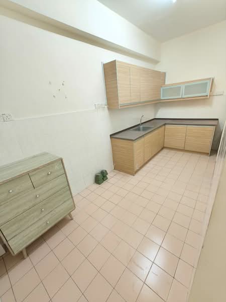 Townhouse for Rent in Batu 9 (Cheras) - Kenny Lai - Kitchen - PropertyGuru.com.my