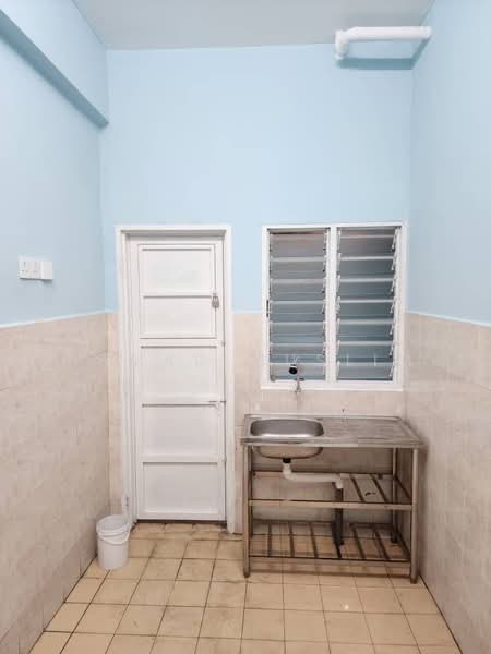 Taman Millennium Sentosa untuk Untuk Dijual - RM 130,000, Feb 2026 - Kitchen - PropertyGuru.com.my