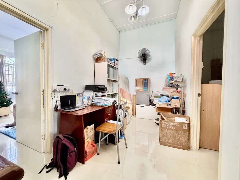 Terraced House for Sale in Kota Kemuning (Shah Alam) - Aizuddin Ali - Study - PropertyGuru.com.my