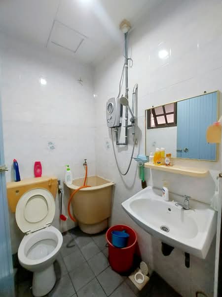 2.5-storey Terraced House for Sale in Fair Park (Ipoh) - Amie Chong - Bathroom - PropertyGuru.com.my