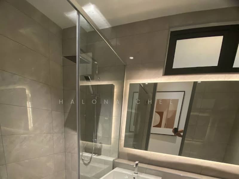 Service Residence for Sale at Parkland by the River - Halona Chee - Bathroom - PropertyGuru.com.my
