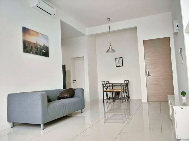 Skypod Residence untuk Untuk Dijual - RM 385,000, Feb 2026 - Living Room - PropertyGuru.com.my