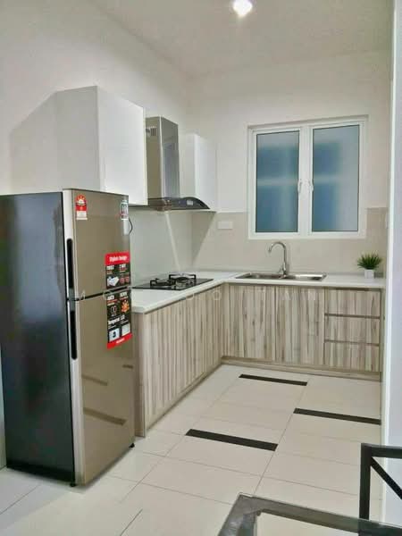 Skypod Residence untuk Untuk Dijual - RM 385,000, Feb 2026 - Kitchen - PropertyGuru.com.my