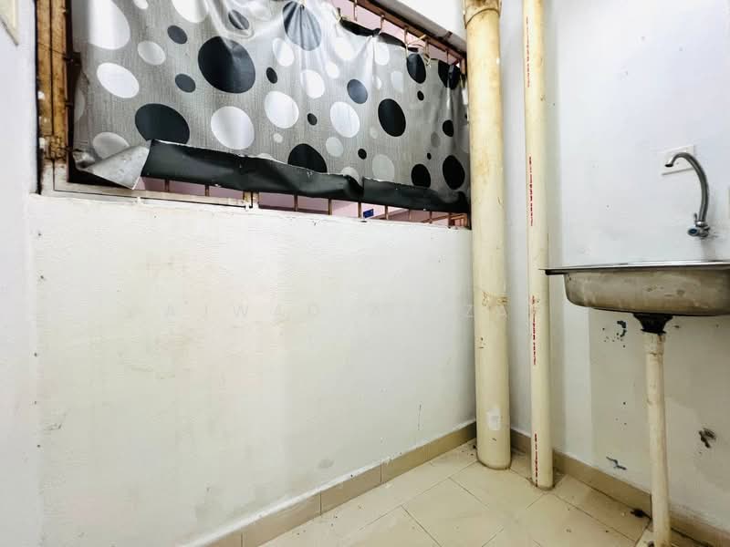Apartment for Sale at Taman Medan Jaya Apartment - Ajwad Azizan - Yard - PropertyGuru.com.my
