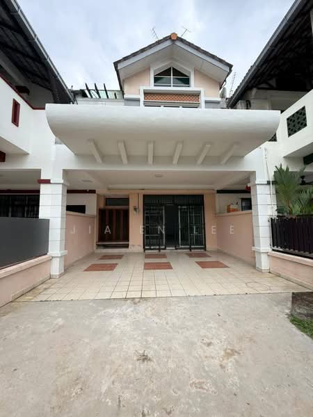 2-storey Terraced House for Sale in Taman Mount Austin (Tebrau) - Jia En Lee - Exterior - PropertyGuru.com.my